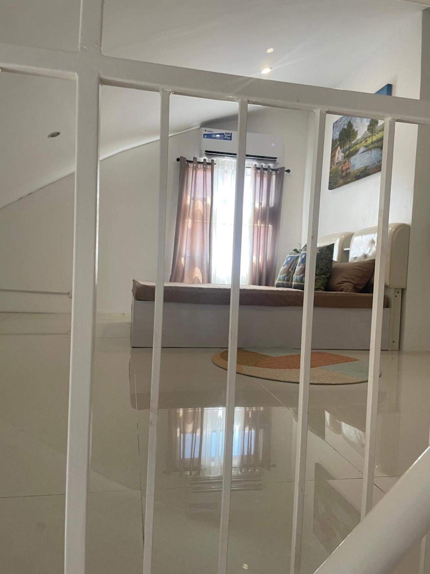 The Penthouse Suite Lapu-Lapu City Exterior photo