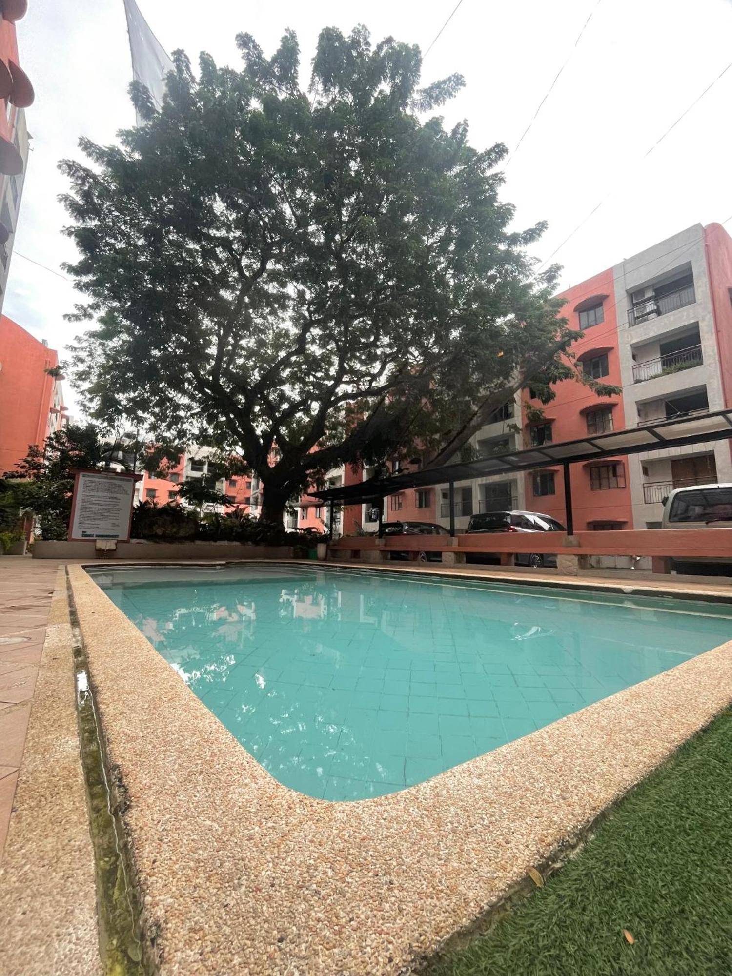 The Penthouse Suite Lapu-Lapu City Exterior photo